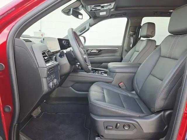 2025 Chevrolet Tahoe 4WD RST