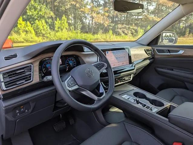 2026 Volkswagen Atlas SE