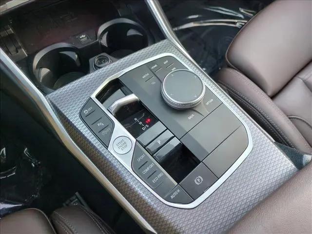 2025 BMW 3 Series 330i Sedan