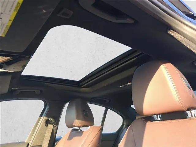 2025 BMW 3 Series 330i Sedan