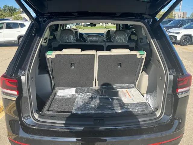 2026 Volkswagen Atlas SEL Premium R-Line
