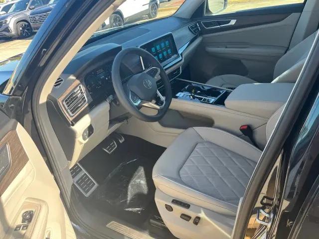 2026 Volkswagen Atlas SEL Premium R-Line