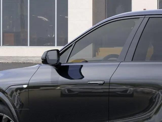 2026 Cadillac iQ V-Series w/1SV
