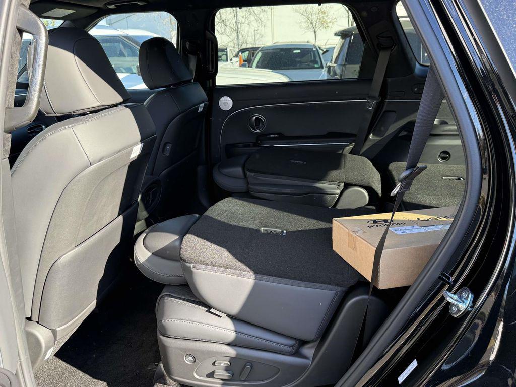 2026 Hyundai Palisade Calligraphy - Photo 13