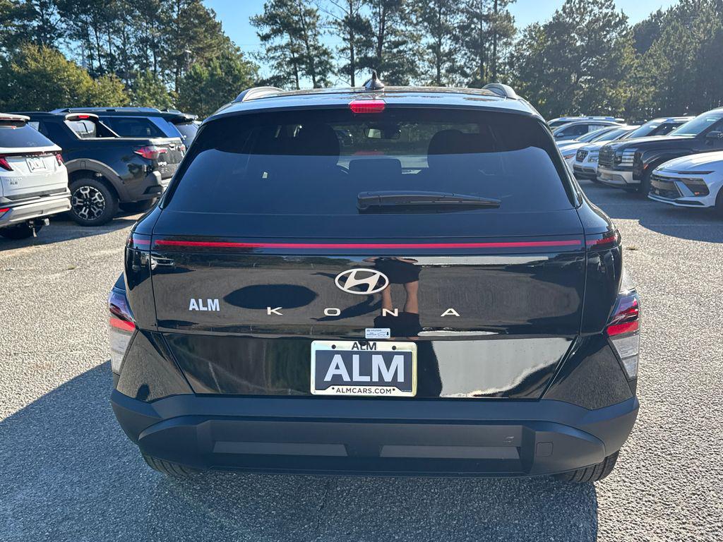 New 2026 Abyss Black HYUNDAI SEL Sport FWD image 5