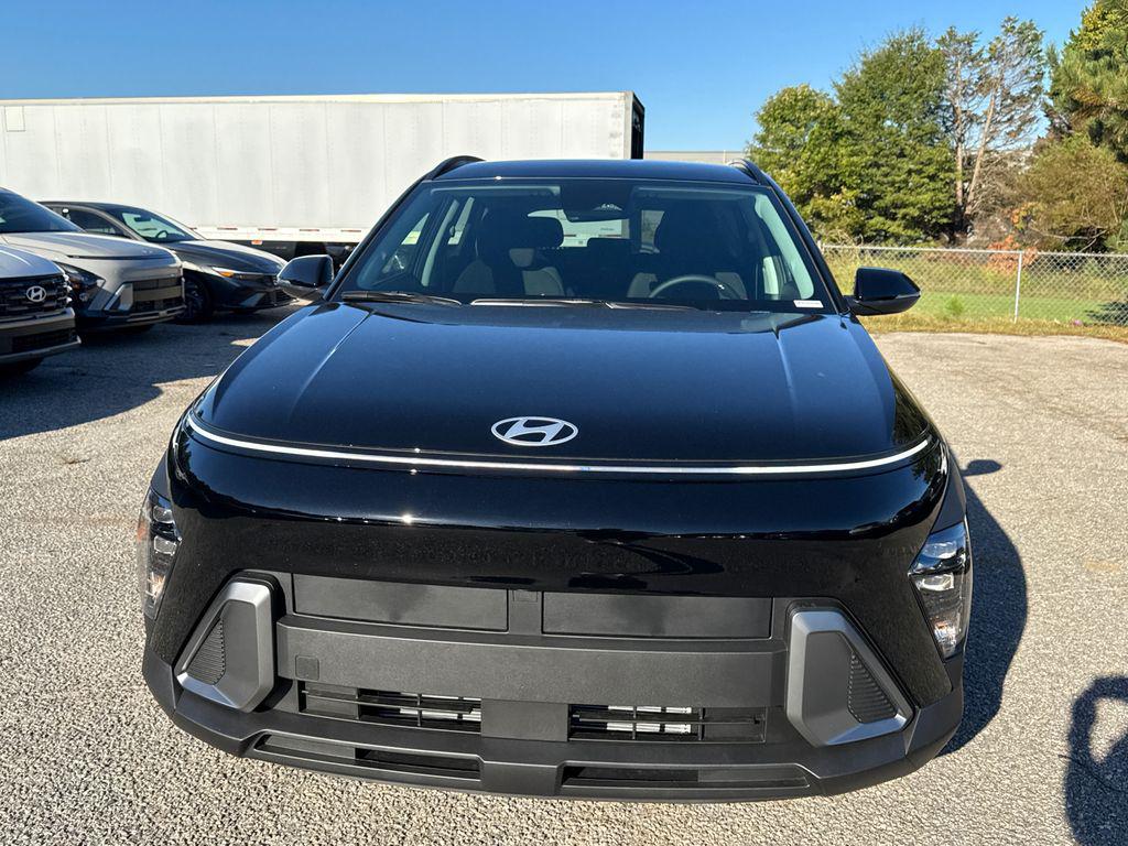 New 2026 Abyss Black HYUNDAI SEL Sport FWD image 9