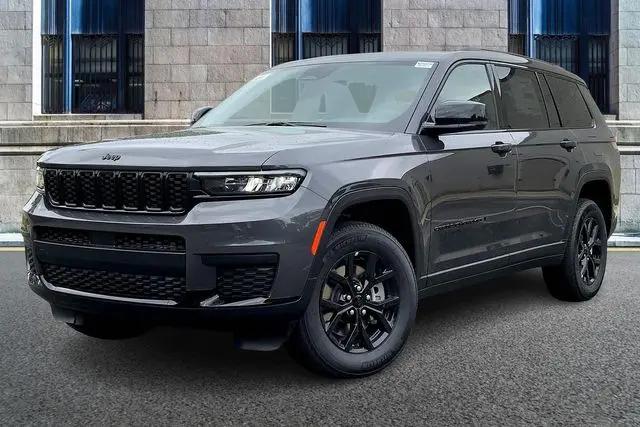 2025 Jeep Grand Cherokee L Altitude X 4x4