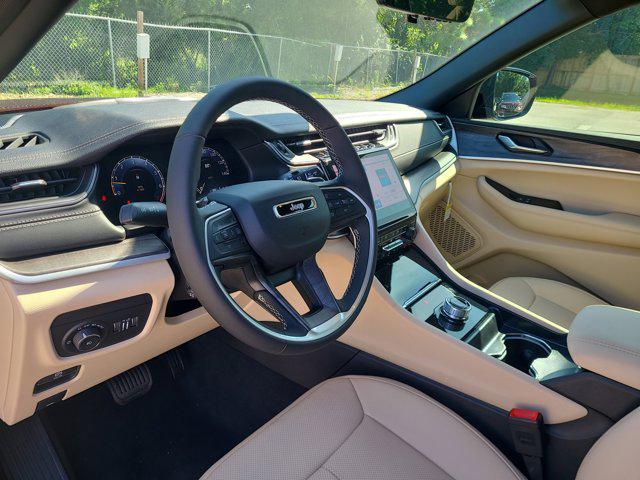 2025 Jeep Grand Cherokee L Limited 4x2