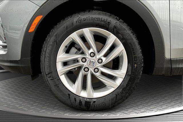 2026 Buick NV Preferred FWD