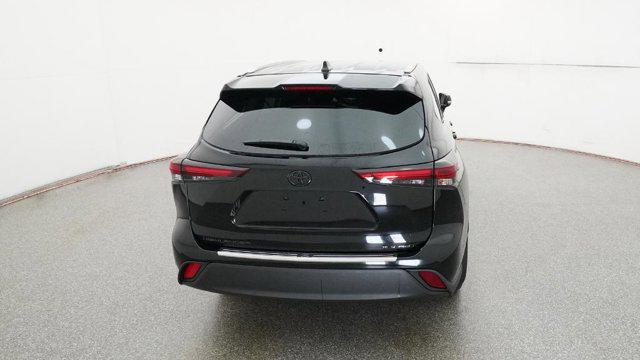 2025 Toyota Highlander XLE