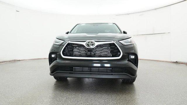 2025 Toyota Highlander XLE