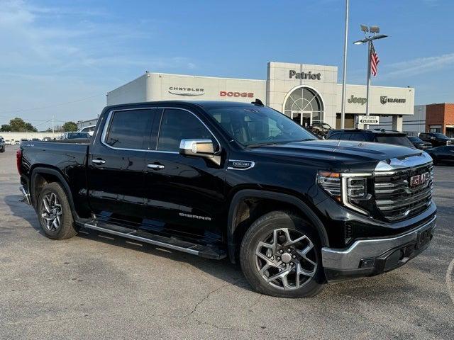 2022 GMC Sierra 1500 4WD Crew Cab Short Box SLT