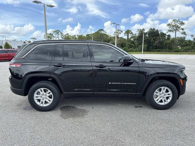 2025 Jeep Grand Cherokee GRAND CHEROKEE LAREDO 4X2