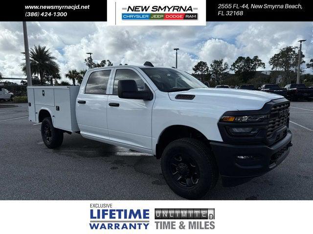 2026 RAM Ram 3500 RAM 3500 TRADESMAN CREW CAB 4X4 8 BOX