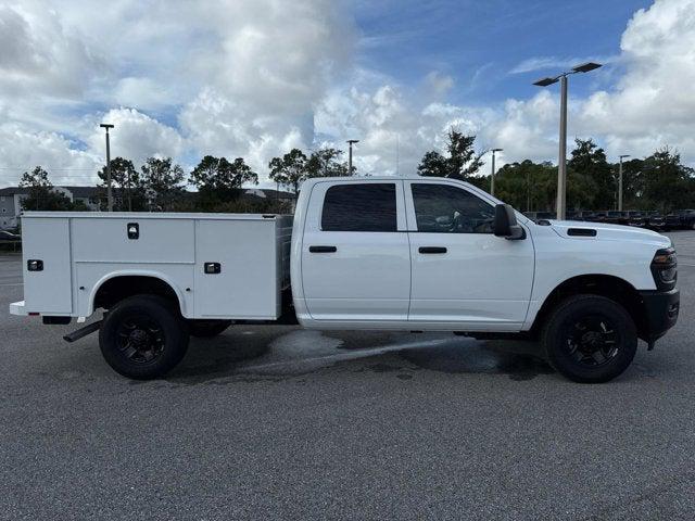 2026 RAM Ram 3500 RAM 3500 TRADESMAN CREW CAB 4X4 8 BOX