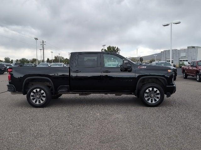 2024 Chevrolet Silverado 2500HD 4WD Crew Cab Standard Bed Custom