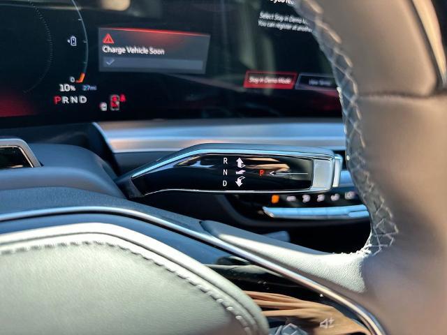 2026 Cadillac iQ V-Series w/1SV