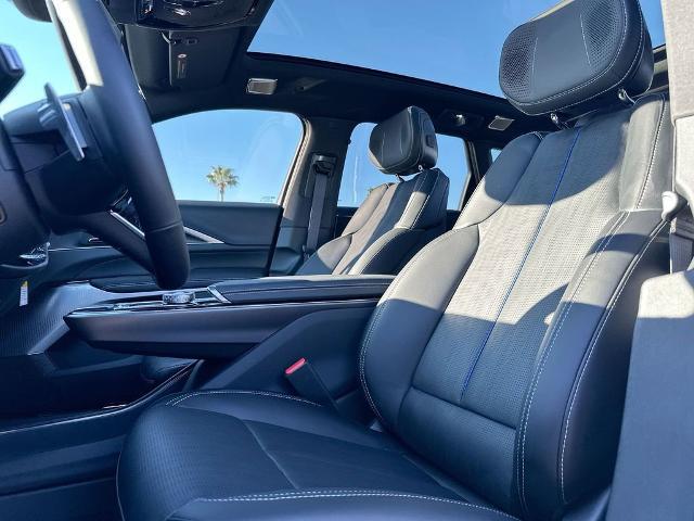 2026 Cadillac iQ V-Series w/1SV