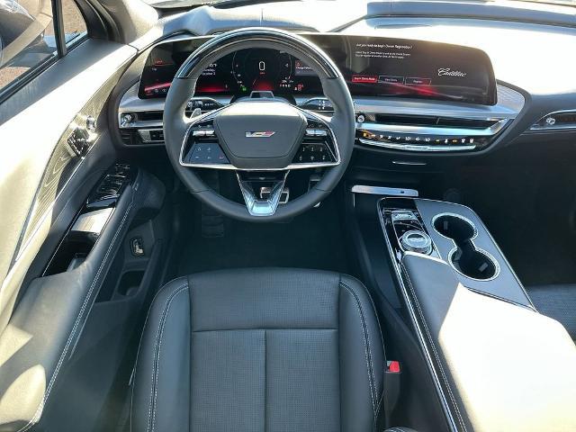 2026 Cadillac iQ V-Series w/1SV