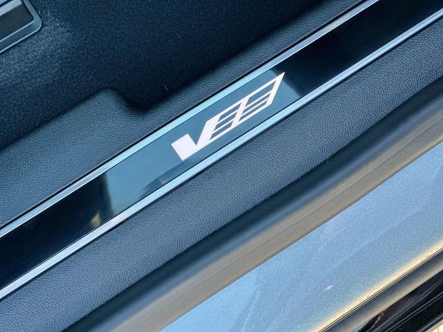 2026 Cadillac iQ V-Series w/1SV