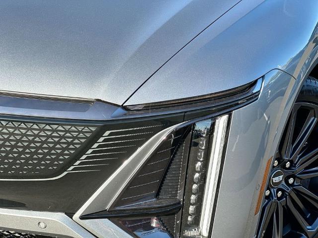 2026 Cadillac iQ V-Series w/1SV
