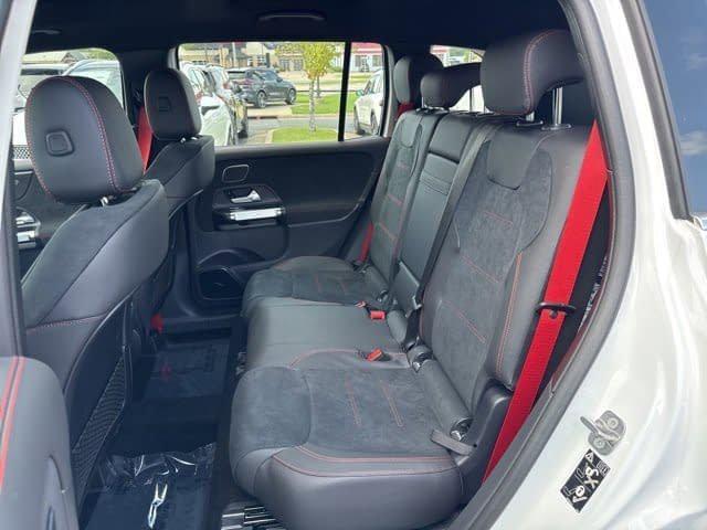 2025 Mercedes-Benz GLB 4MATIC
