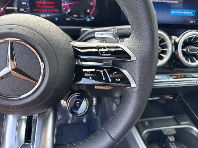 2025 Mercedes-Benz GLB 4MATIC