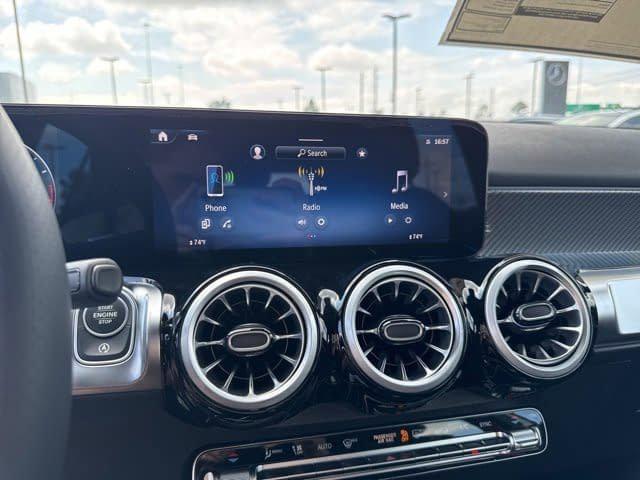 2025 Mercedes-Benz GLB 4MATIC