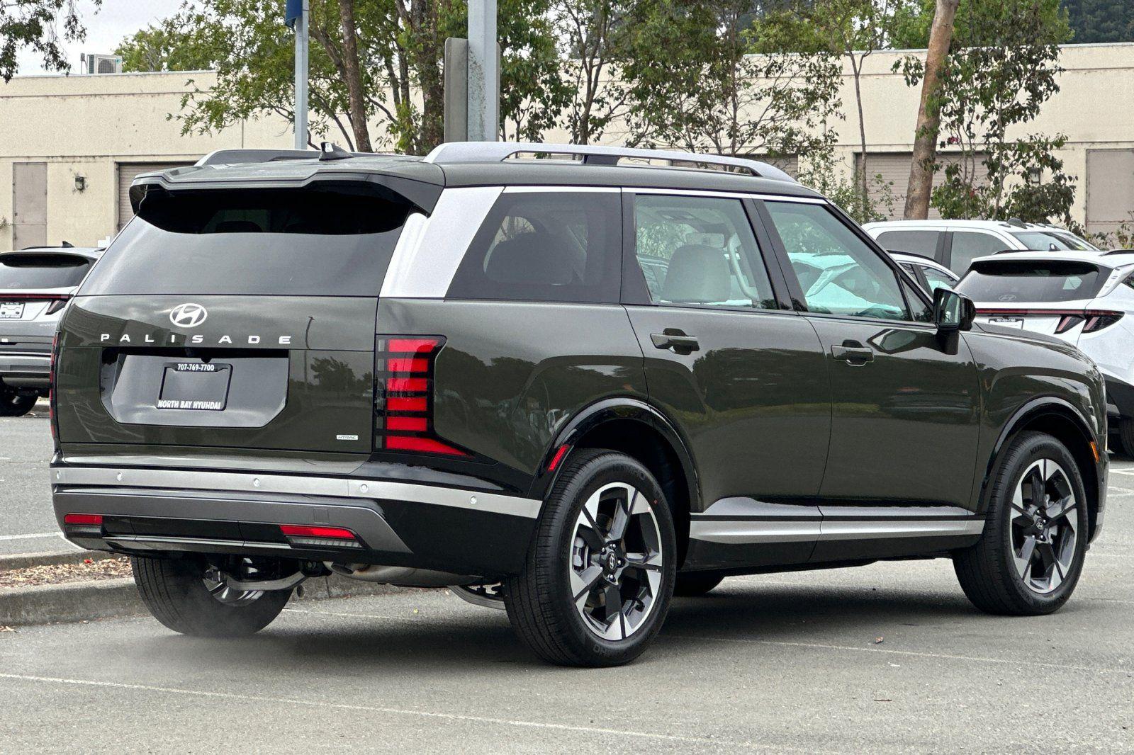 2026 Hyundai Palisade Limited - Photo 4
