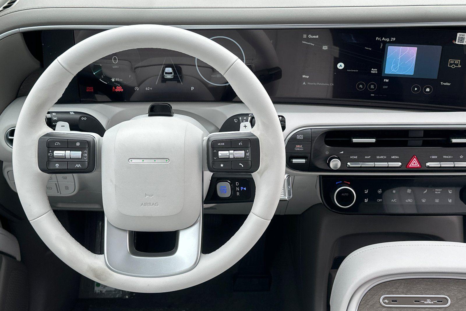 2026 Hyundai Palisade Limited - Photo 14