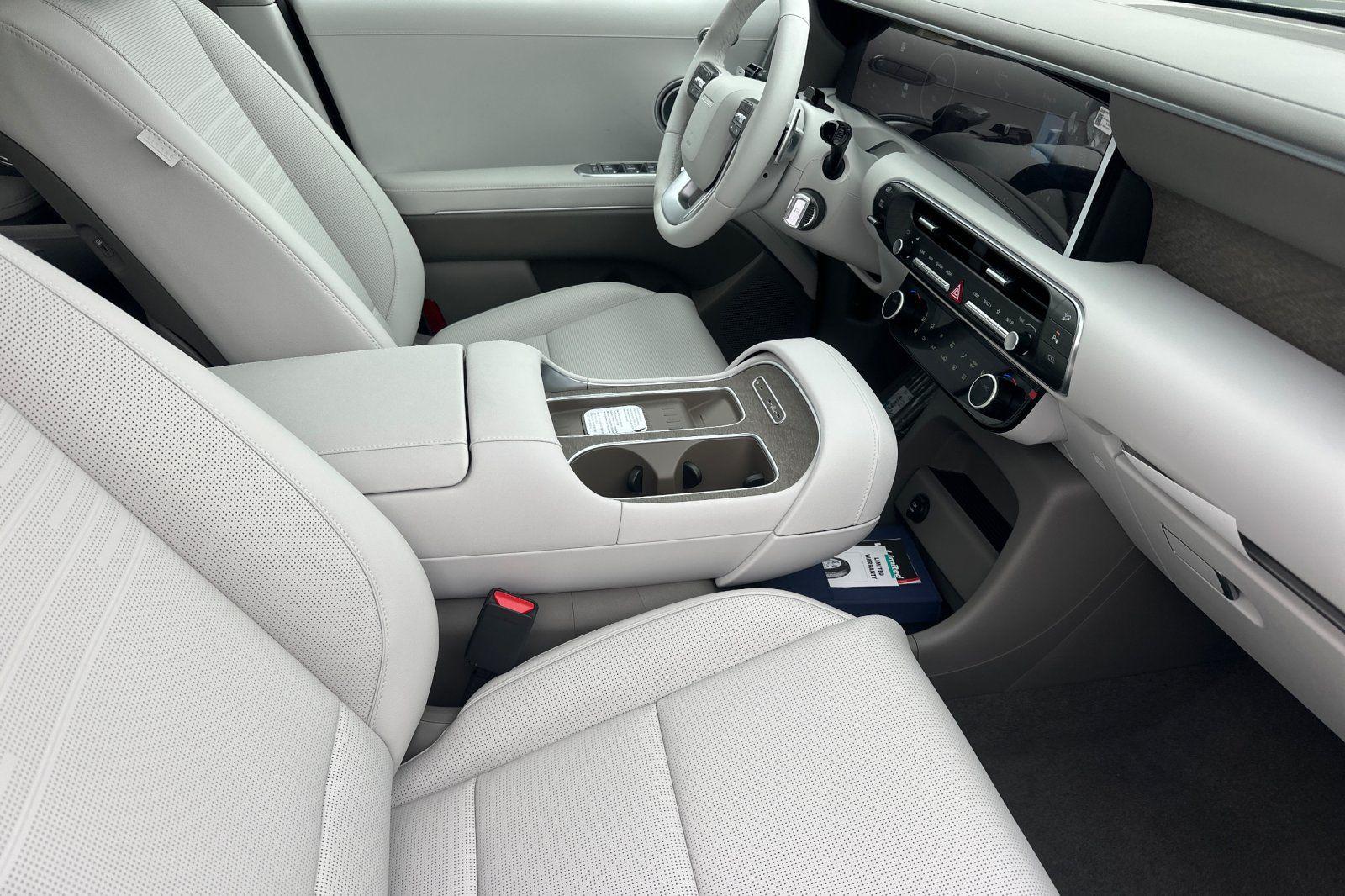 2026 Hyundai Palisade Limited - Photo 17