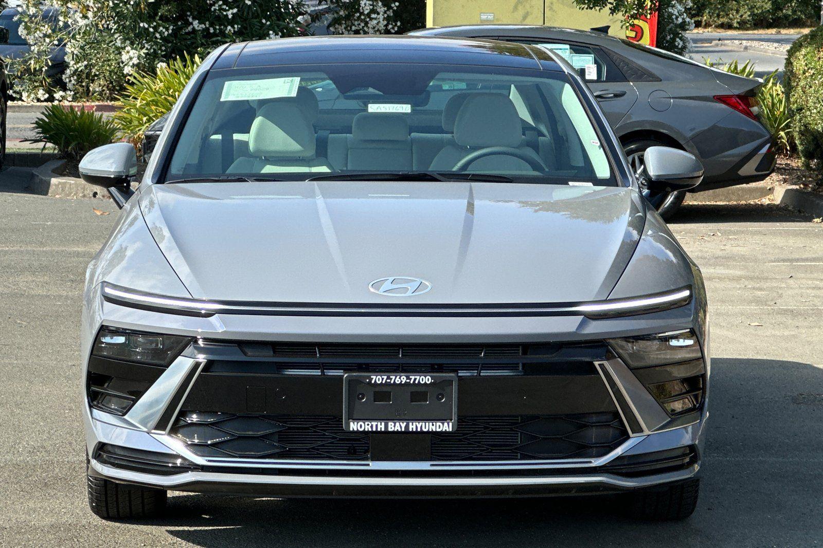 2025 Hyundai Sonata SEL - Photo 9