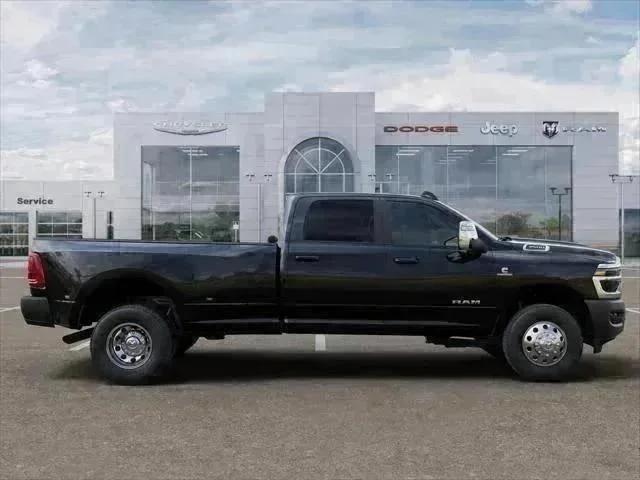 2025 Ram 3500 Laramie Crew Cab 4x4 8' Box