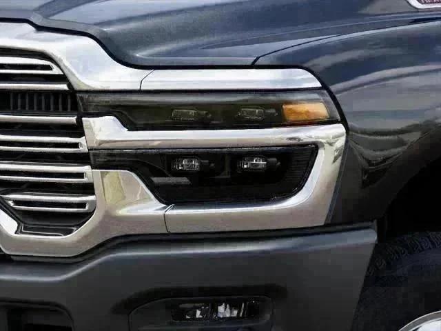 2025 Ram 3500 Laramie Crew Cab 4x4 8' Box