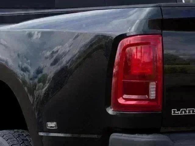 2025 Ram 3500 Laramie Crew Cab 4x4 8' Box