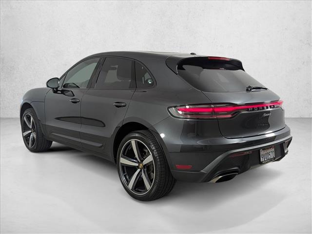 2026 Porsche Macan AWD