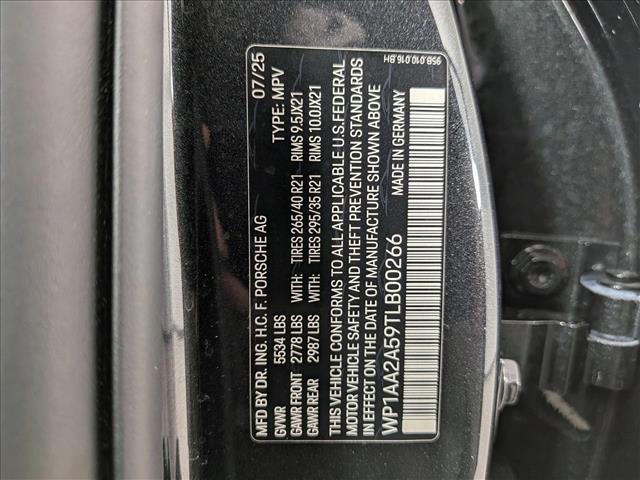 2026 Porsche Macan AWD