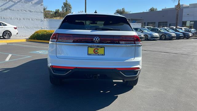 2026 Volkswagen Atlas Cross Sport 2.0T SE w/Technology