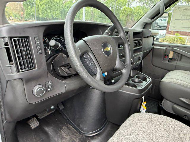 2025 Chevrolet Express Cutaway Work Van