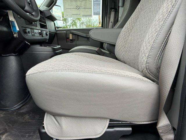 2025 Chevrolet Express Cutaway Work Van
