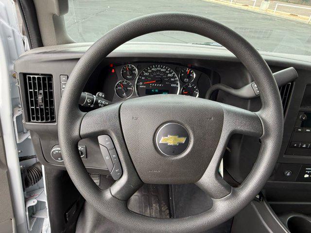 2025 Chevrolet Express Cutaway Work Van