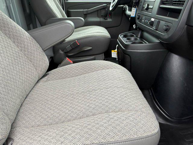 2025 Chevrolet Express Cutaway Work Van