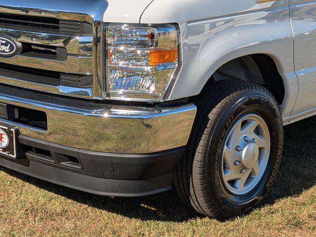 2026 Ford E-350 Cutaway Base