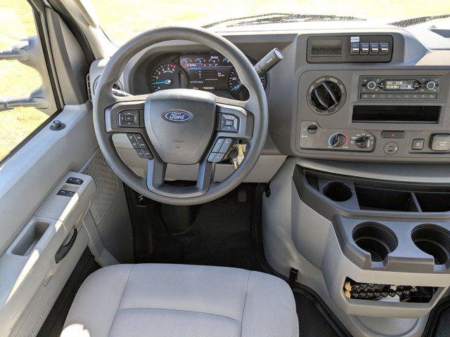 2026 Ford E-350 Cutaway Base