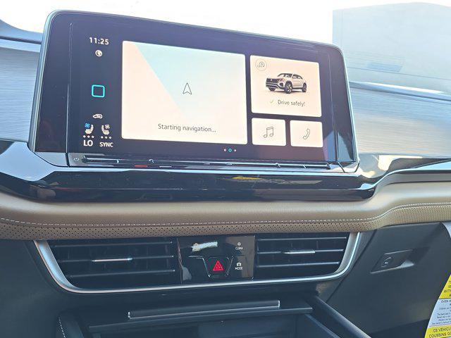 2026 Volkswagen Atlas Cross Sport 2.0T SE