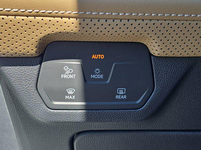 2026 Volkswagen Atlas Cross Sport 2.0T SE