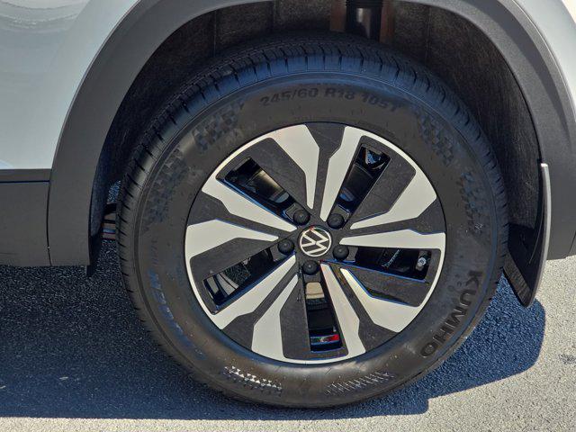 2026 Volkswagen Atlas Cross Sport 2.0T SE