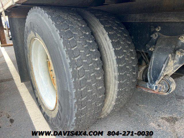 2014 Freightliner M2 26 Foot Box Truck