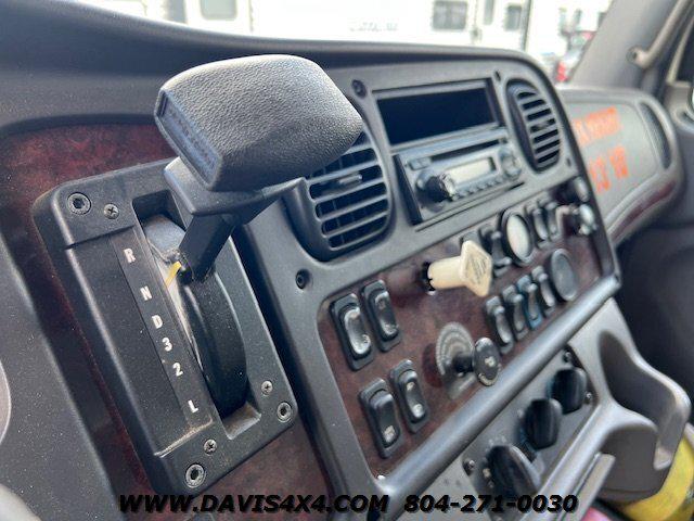 2014 Freightliner M2 26 Foot Box Truck