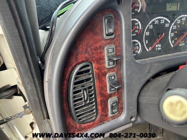 2014 Freightliner M2 26 Foot Box Truck